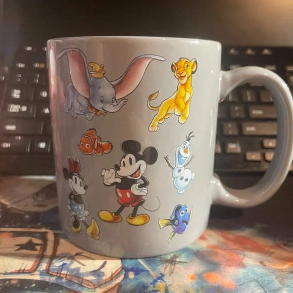 Disney 100 mug - Picture 2 of 2